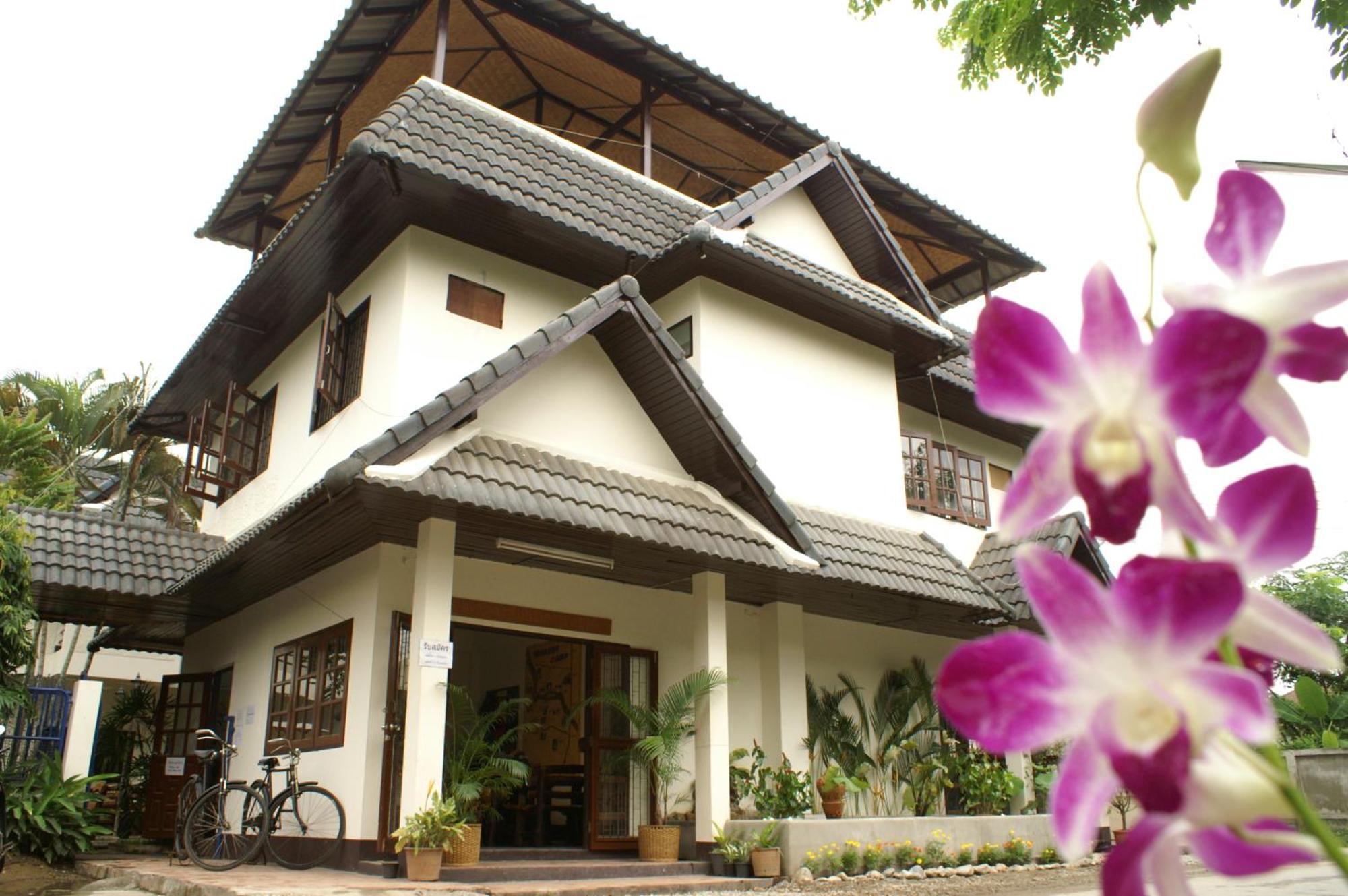 Trekker Camp Otel Chiang Mai Dış mekan fotoğraf