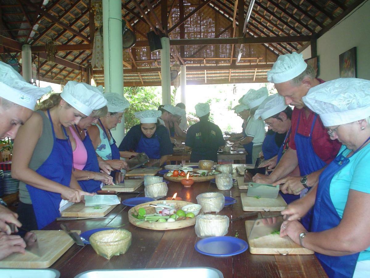 Trekker Camp Otel Chiang Mai Dış mekan fotoğraf